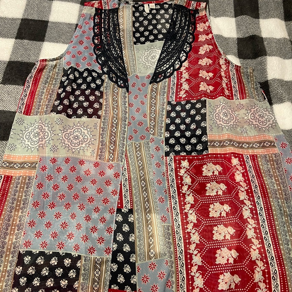 Sleeveless cardigan
